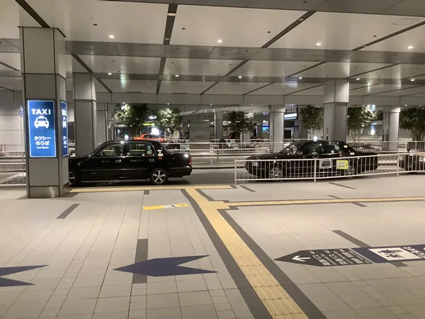 タクシー運転手の勤務形態と勤務時間を解説