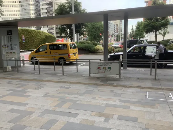 派遣プログラマーからタクシードライバーに転職し充実の日々です